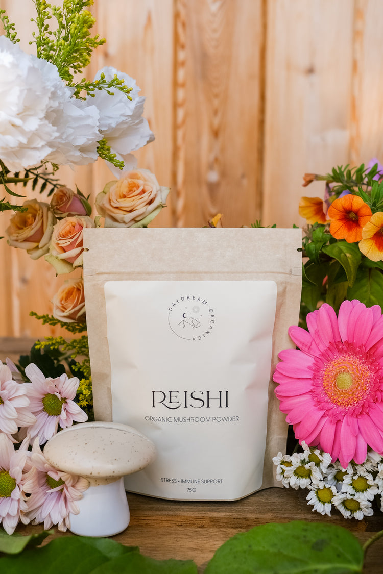 Known as the "mushroom of immortality" or "the queen of medicinal mushrooms", our organic Reishi mushroom powder can be used to support the immune system and as an adaptogen to help support the mind and body's resistance to stress.