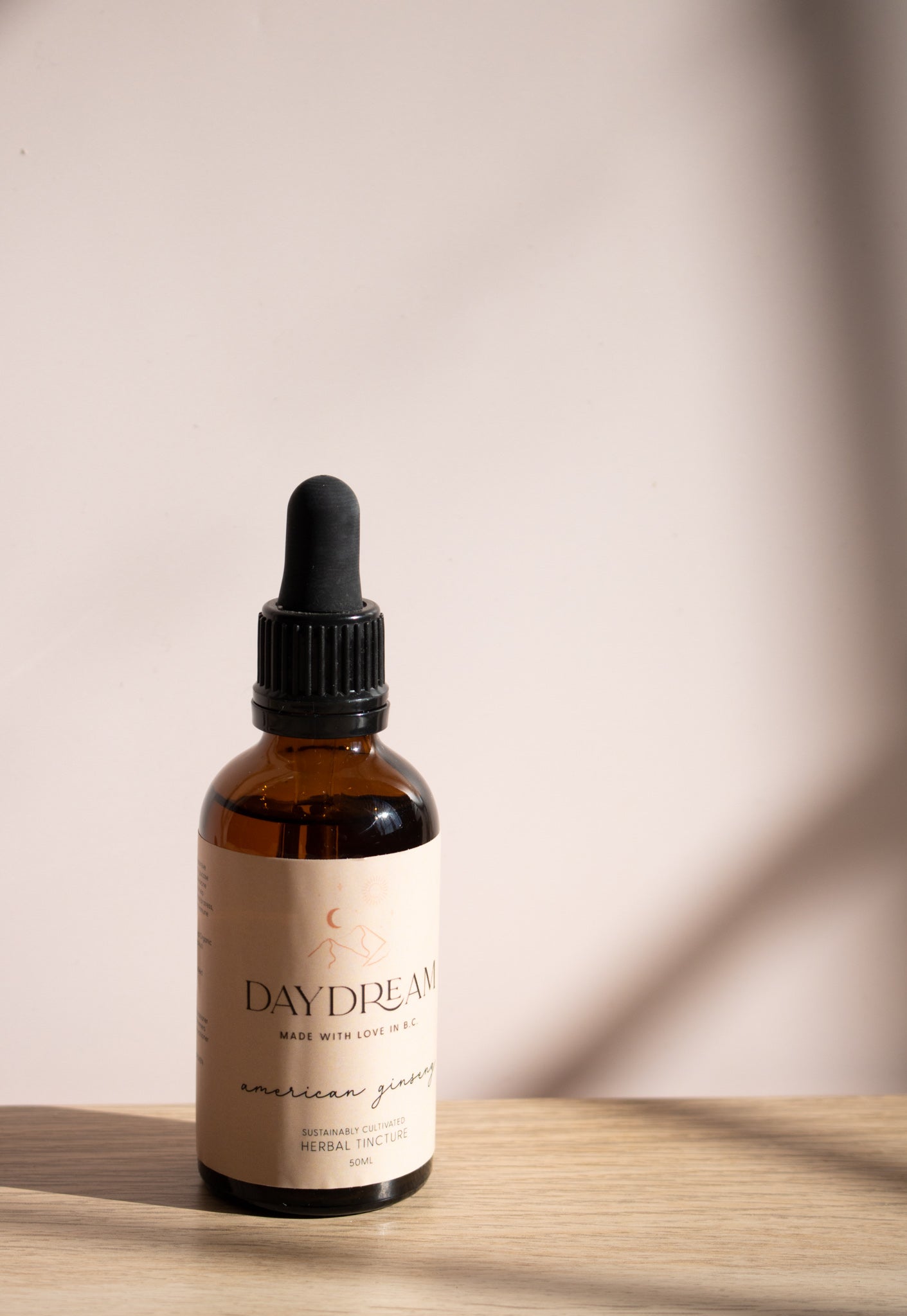 Our sustainably cultivated American Ginseng herbal tincture is made from Canadian grown Ginseng Root and can be used as an adaptogen to promote a healthy stress response and strengthen the immune system.